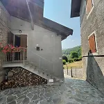 Vallicella House Apartment *