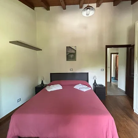 Vallicella House *
